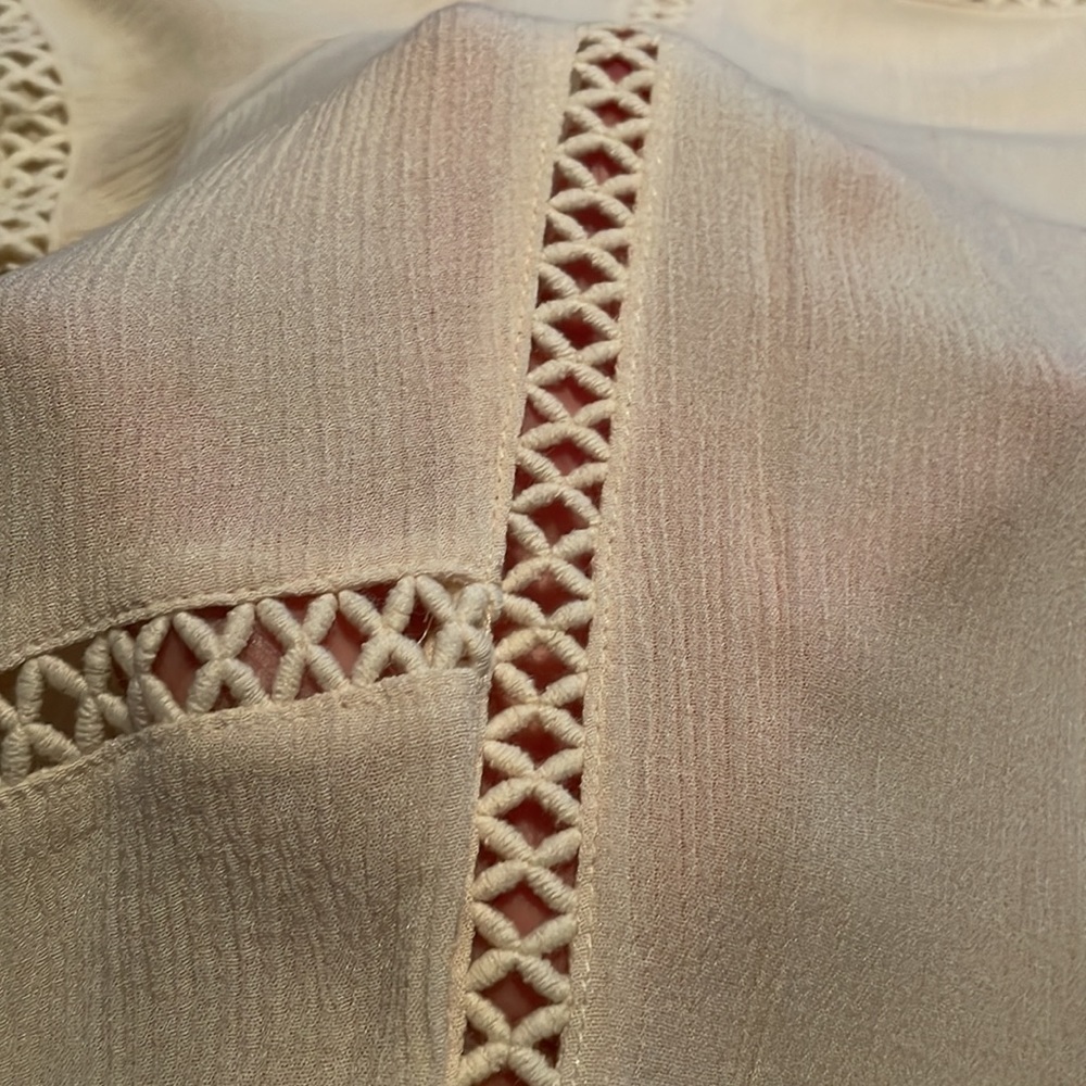 Altar’d State Cream Cold Shoulder Boho Top. Small - Picture 3 of 10